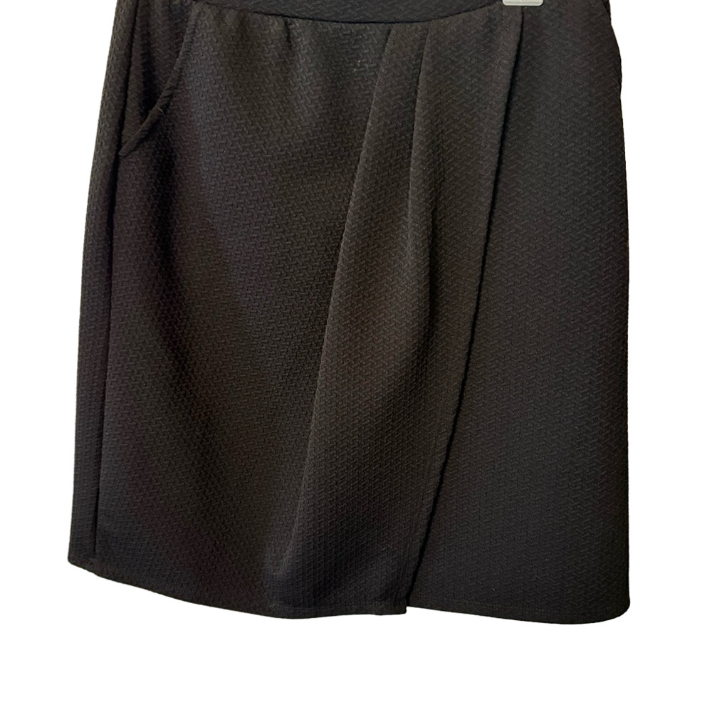 New Directions Black Asymmetrical Pencil Skirt
